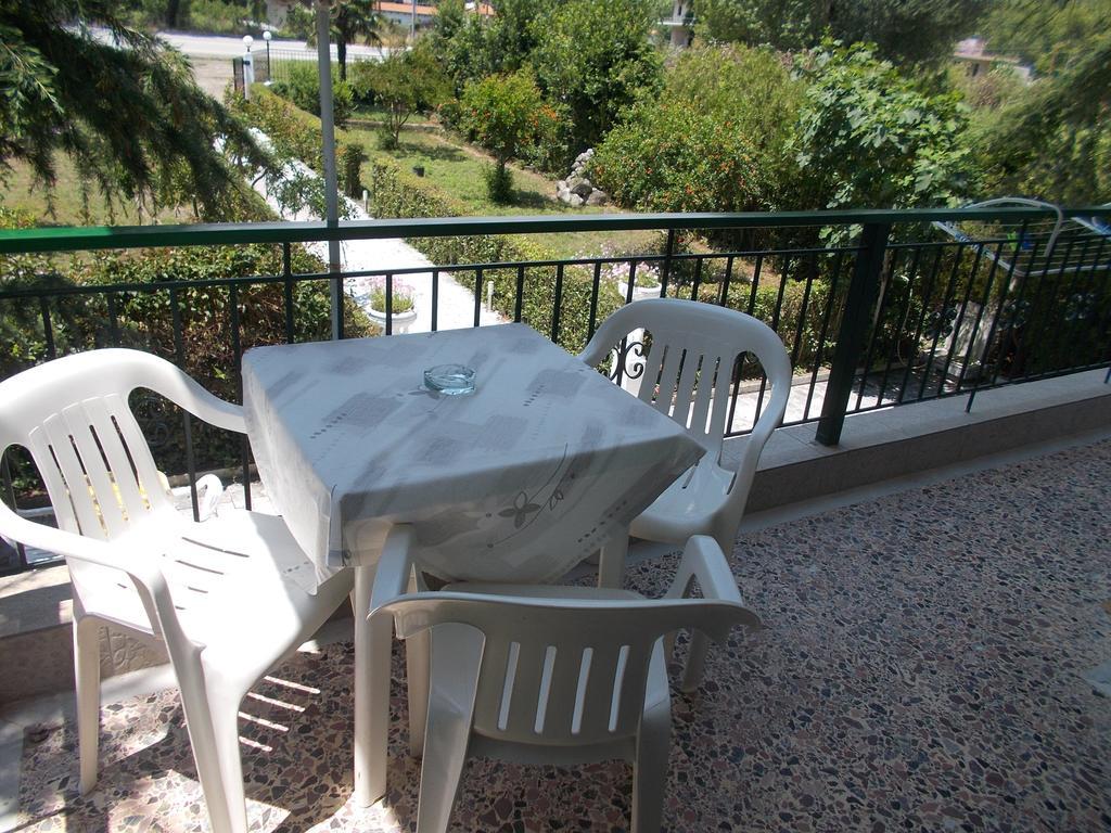 Drosia Apartments Asprovalta Exterior photo